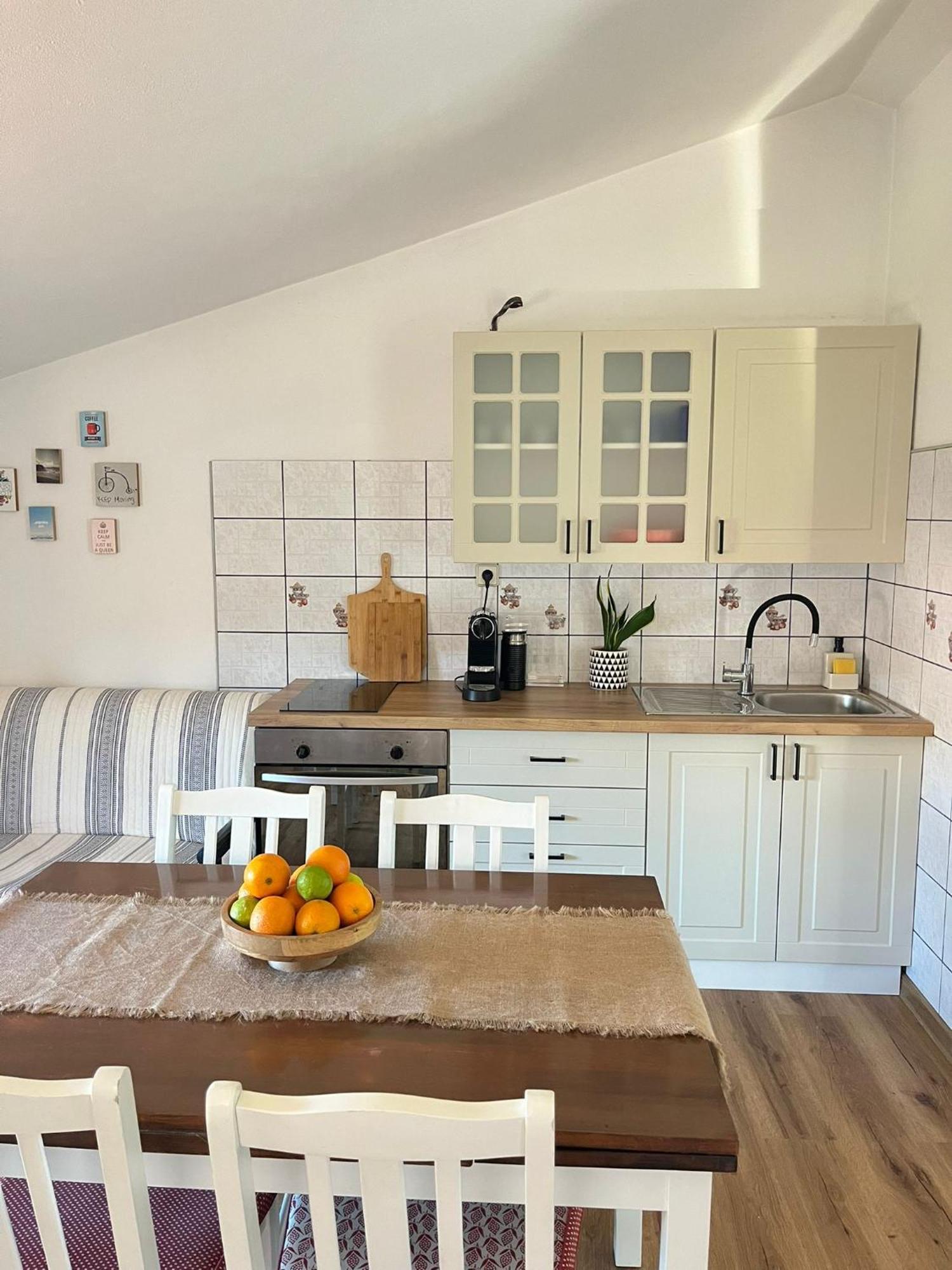Ana Appartement *